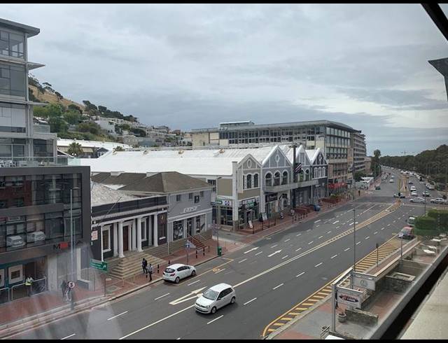 BUSINESS PROPERTY TO RENT IN GREEN POINT
